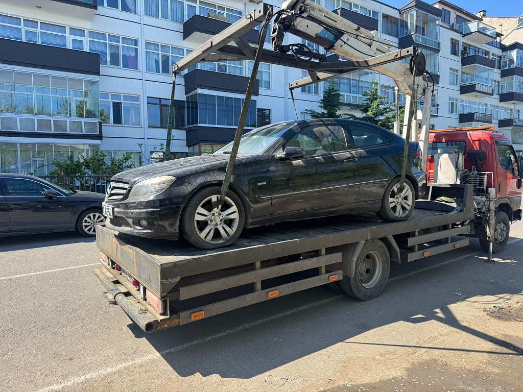 Oto çekici 2m Yol Yardım hizmetleri