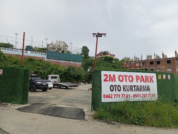 Trabzon oto çekici hizmeti verdiğimiz otoparkımızın dışarıdan görünümü 2m otopark